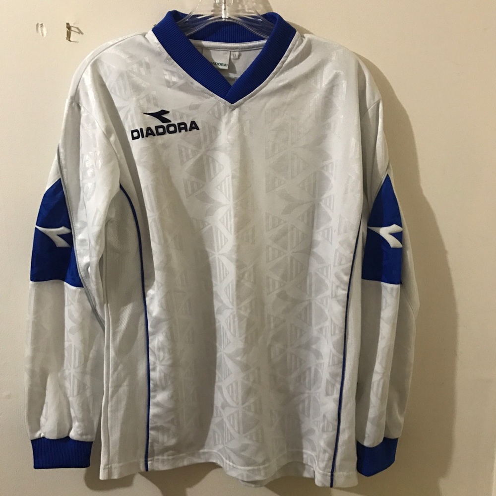 Diadora sweater size M blue and white sport 27$